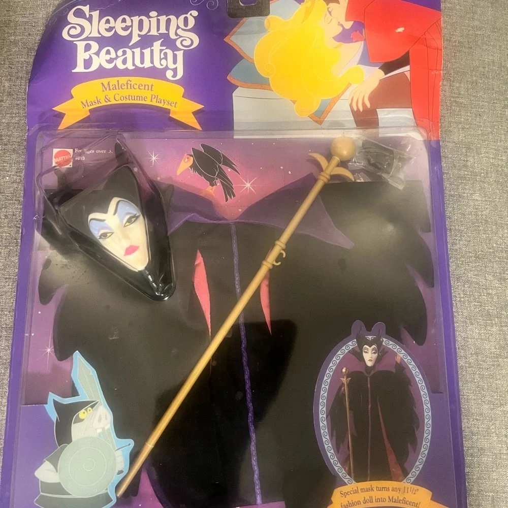 1991 -1992 Mattel Disney Princess Costume Playsets Sleeping Beauty & Cinderella - Picture 4 of 7